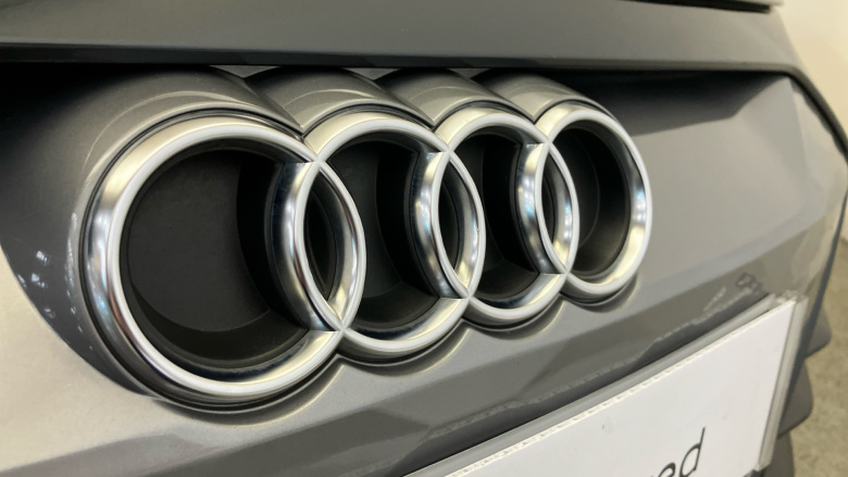 Audi e-tron GT 390kW Quattro 93kWh 4dr Auto Electric Saloon